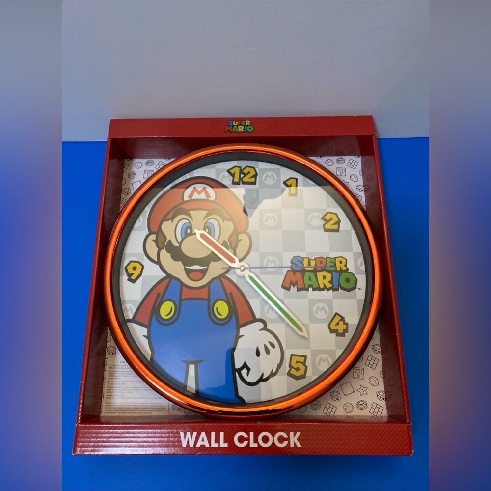 Super Mario large Wall Clock 14” New!